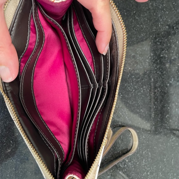 Coach wallet (wristlet) - Picture 7 of 7